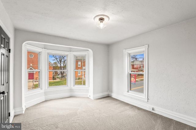 145 N MAIN ST, Spring Grove, PA 17362