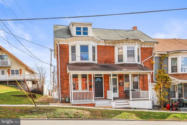 145 N MAIN ST, Spring Grove, PA 17362