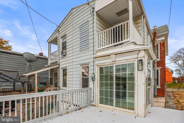 145 N MAIN ST, Spring Grove, PA 17362