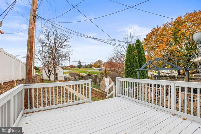 145 N MAIN ST, Spring Grove, PA 17362