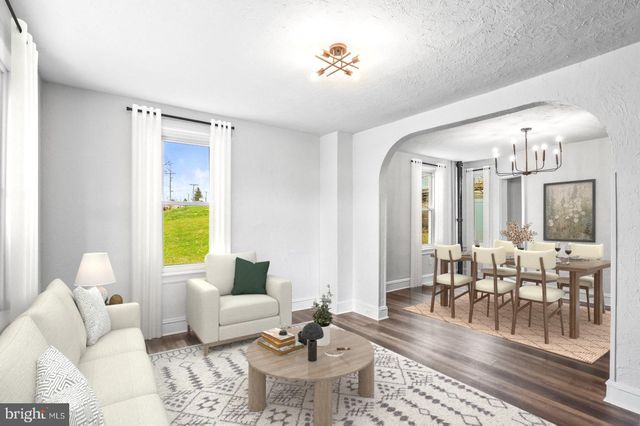 145 N MAIN ST, Spring Grove, PA 17362