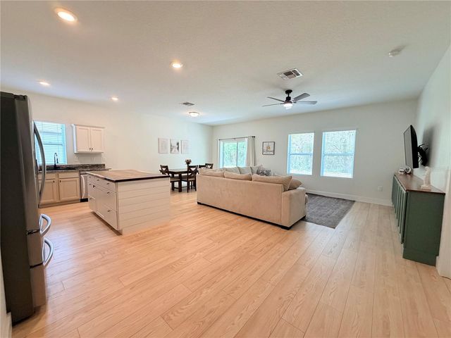 15631 MERLIN AVENUE, Mascotte, FL 34753