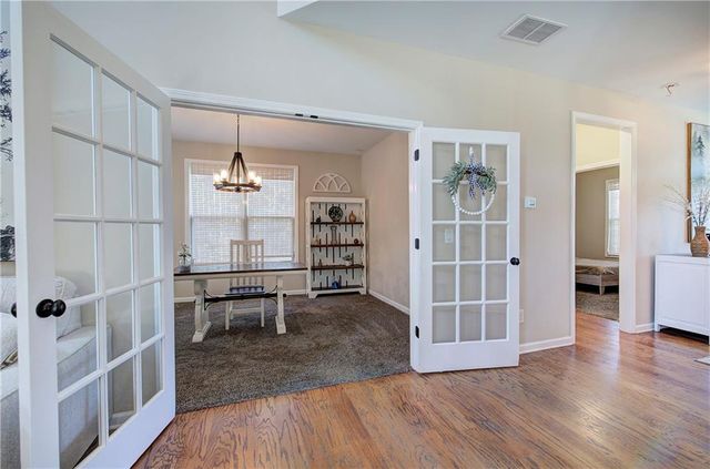 6 Carter Lane SE, Cartersville, GA 30120