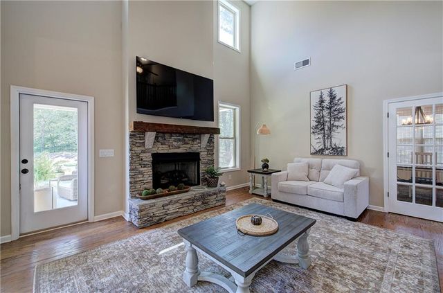 6 Carter Lane SE, Cartersville, GA 30120