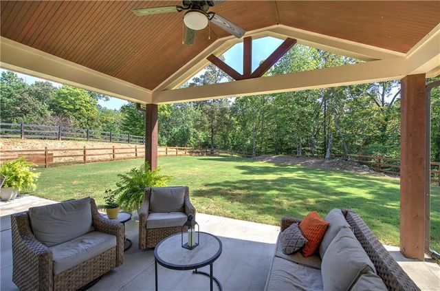 6 Carter Lane SE, Cartersville, GA 30120