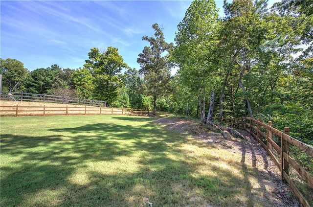 6 Carter Lane SE, Cartersville, GA 30120