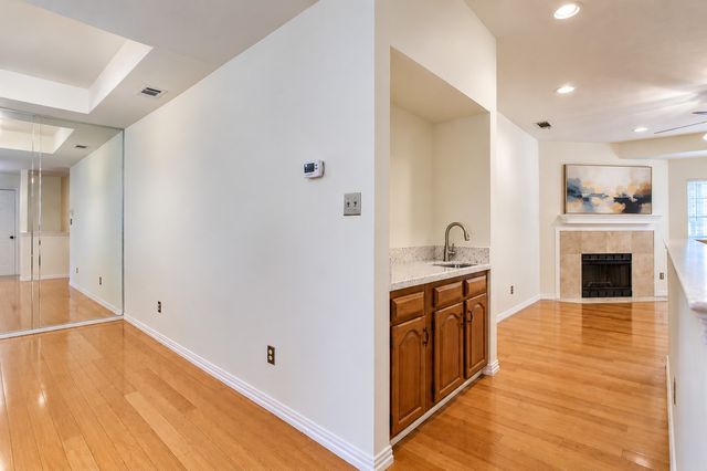 5100 Verde Valley Lane 280, Dallas, TX 75254