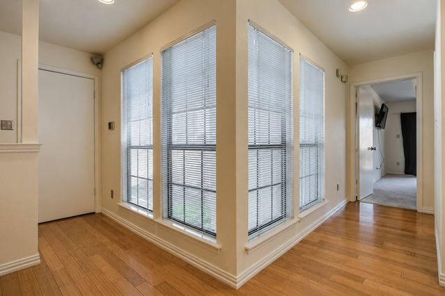 5100 Verde Valley Lane 280, Dallas, TX 75254