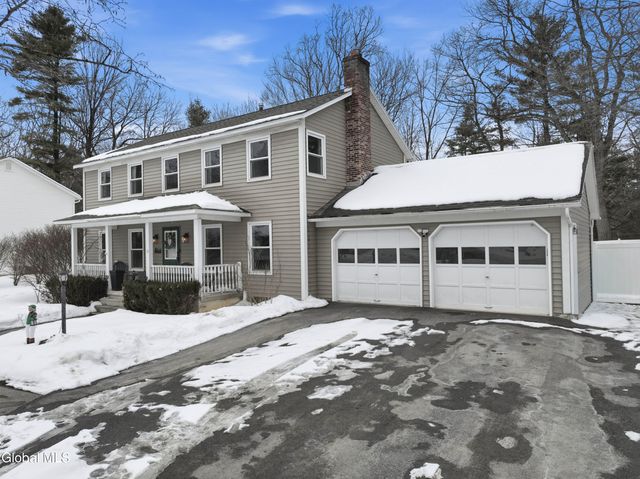 32 Friar Tuck Way, Saratoga Springs, NY 12866