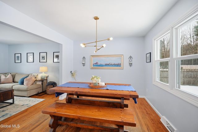 32 Friar Tuck Way, Saratoga Springs, NY 12866