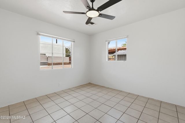 1432 N Columbus Boulevard, Tucson, AZ 85712