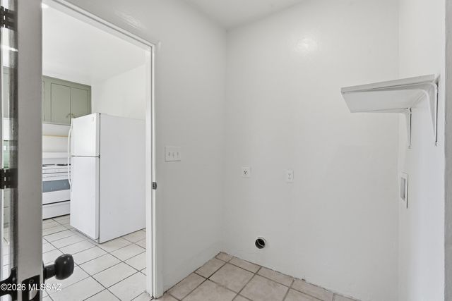 1432 N Columbus Boulevard, Tucson, AZ 85712