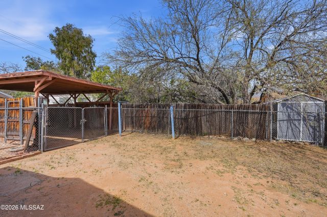 1432 N Columbus Boulevard, Tucson, AZ 85712