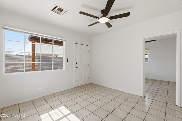 1432 N Columbus Boulevard, Tucson, AZ 85712