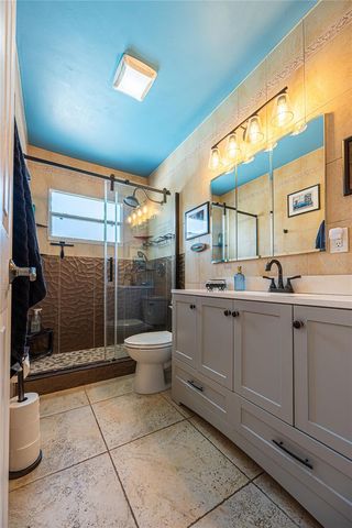 5760 3RD AVENUE N, St Petersburg, FL 33710