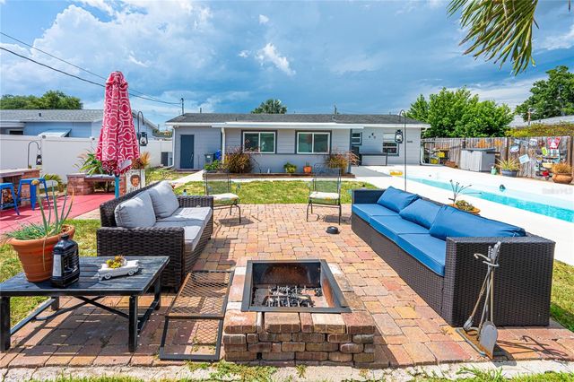 5760 3RD AVENUE N, St Petersburg, FL 33710
