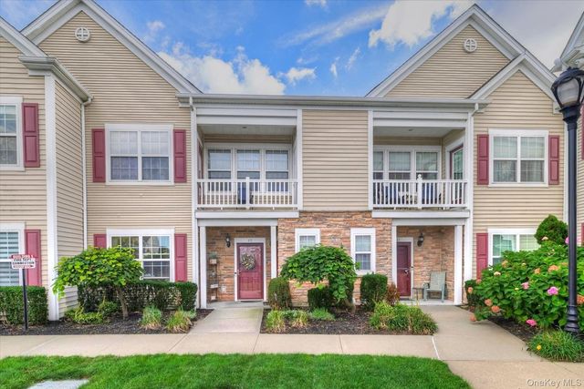 50 Wexford Lane, Oceanside, NY 11572