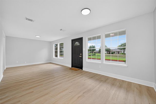 19515 Fletcher Way Drive, Houston, TX 77073