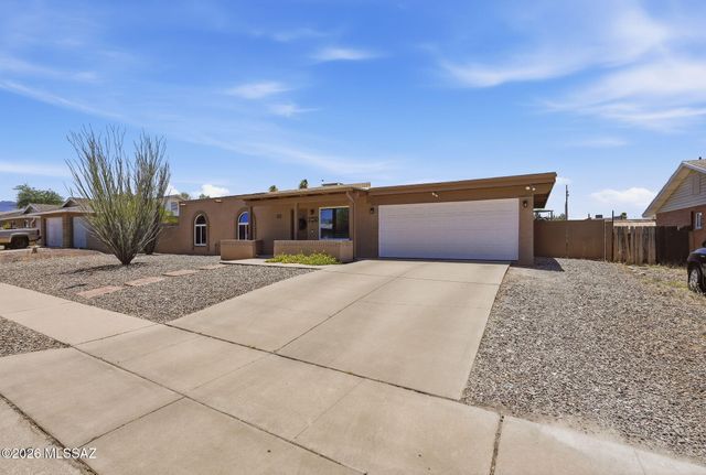 9224 E Baker Street, Tucson, AZ 85710