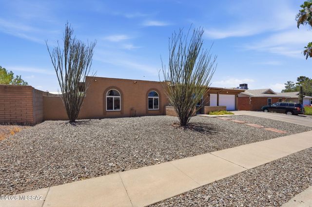 9224 E Baker Street, Tucson, AZ 85710