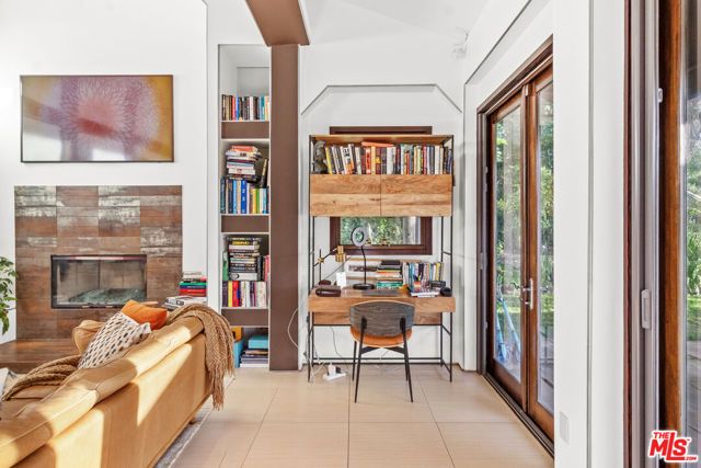 2473 La Condesa Drive, Los Angeles, CA 90049