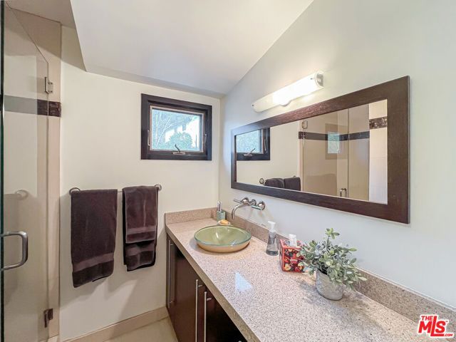 2473 La Condesa Drive, Los Angeles, CA 90049