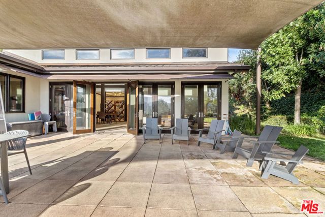 2473 La Condesa Drive, Los Angeles, CA 90049