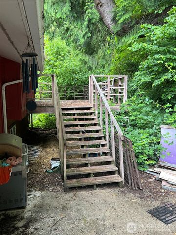 452 Lincoln Creek, Centralia, WA 98531