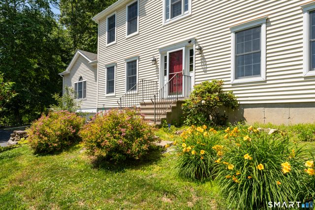 38 Main Street, Deep River, CT 06417