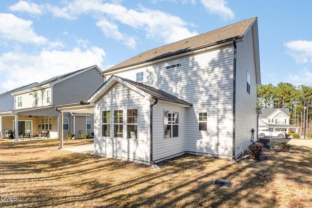 132 Kensington Drive, Spring Lake, NC 28390