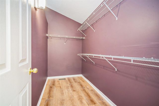 5660 Versailles Avenue, Ann Arbor, MI 48103