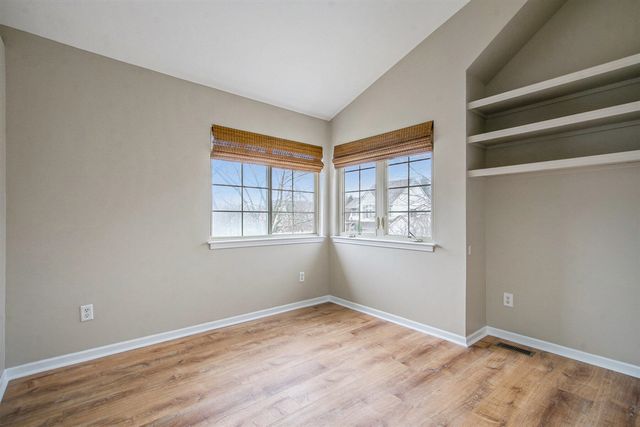 5660 Versailles Avenue, Ann Arbor, MI 48103