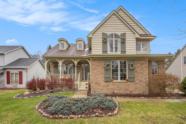 5660 Versailles Avenue, Ann Arbor, MI 48103