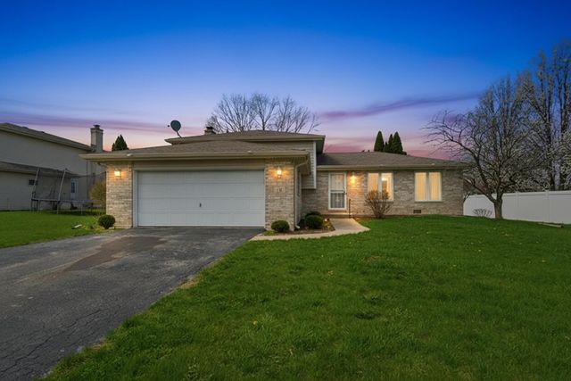 10 Joyce Court, Crete, IL 60417