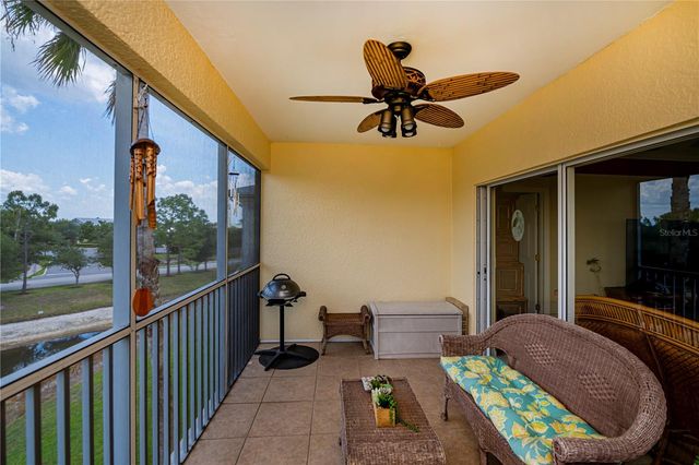 2060 WILLOW HAMMOCK CIRCLE 301, Punta Gorda, FL 33983