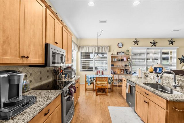 535 SW Lake Manatee Way, Port St. Lucie, Port St Lucie, FL 34986