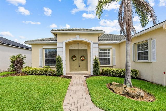 535 SW Lake Manatee Way, Port St. Lucie, Port St Lucie, FL 34986