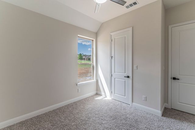 26 Kentucky Court, Van Alstyne, TX 75495