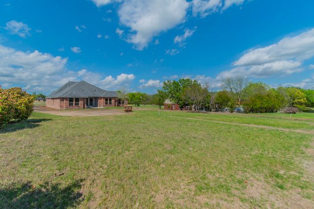 26 Kentucky Court, Van Alstyne, TX 75495