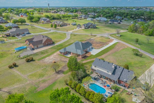 26 Kentucky Court, Van Alstyne, TX 75495