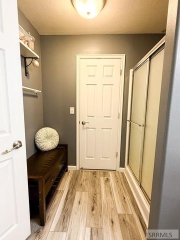 5107 E Lindee Lane, Ammon, ID 83401