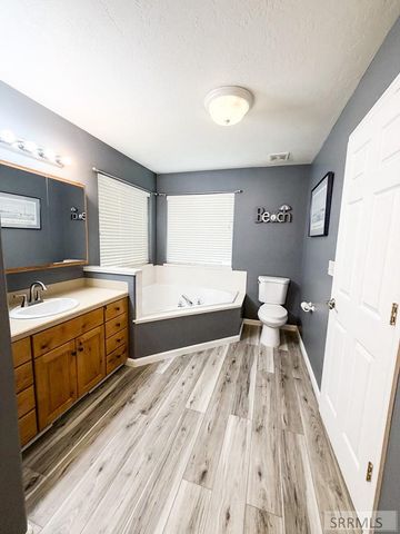 5107 E Lindee Lane, Ammon, ID 83401