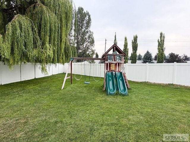 5107 E Lindee Lane, Ammon, ID 83401
