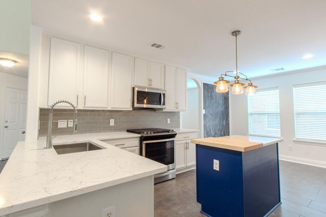 21906 Trapper Lake Drive, Spring, TX 77388