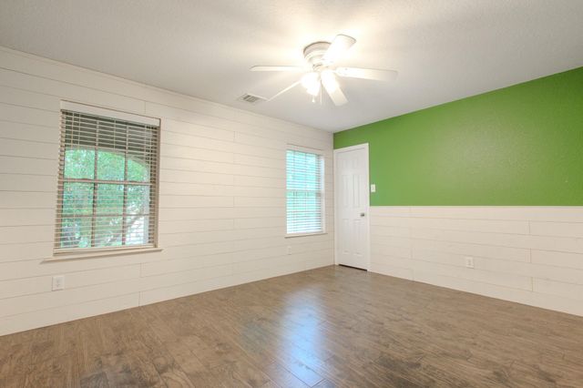 21906 Trapper Lake Drive, Spring, TX 77388