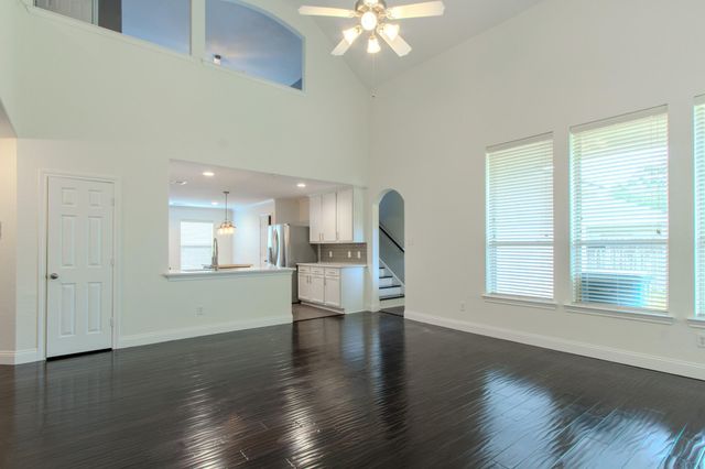 21906 Trapper Lake Drive, Spring, TX 77388