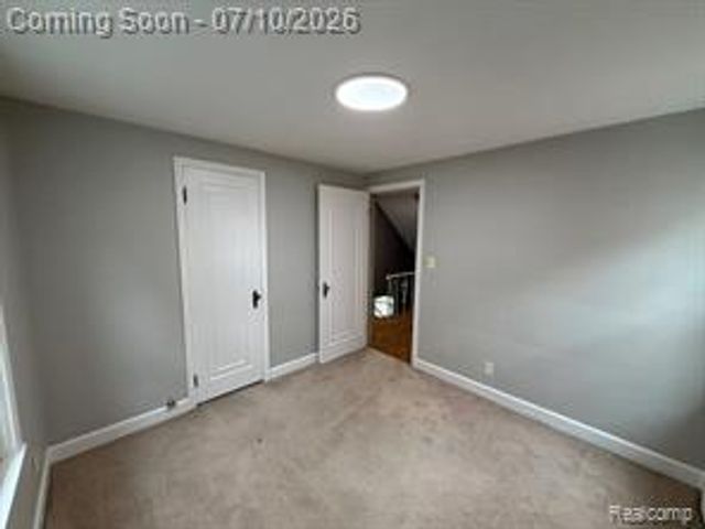 643 N Rosevere Avenue, Dearborn, MI 48128