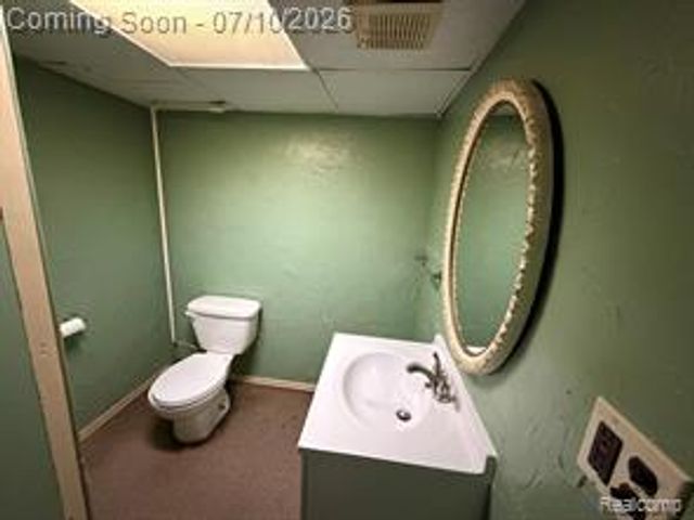 643 N Rosevere Avenue, Dearborn, MI 48128