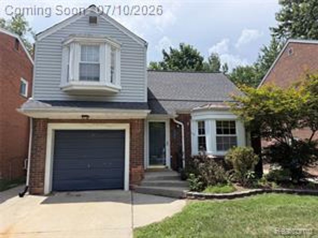643 N Rosevere Avenue, Dearborn, MI 48128