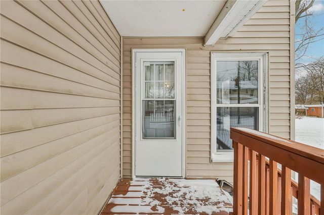 14 Elm St, Bessemer, PA 16112